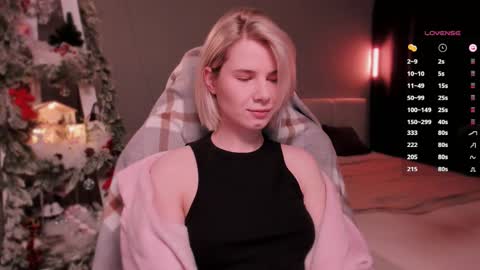 Mia online show from 5, 12, 2025