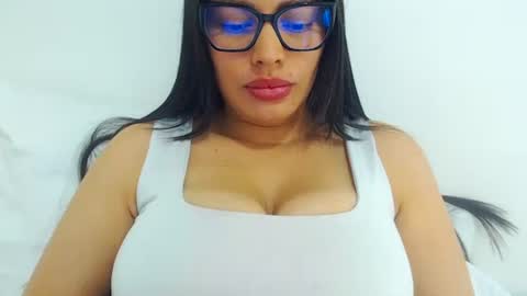 Snapshot of imsweetlips chatting on 3, 5, 2026 imsweetlips online show from 3, 5, 2026