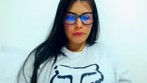 Snapshot of imsweetlips chatting on 13, 7, 2026 imsweetlips online show from 13, 7, 2026