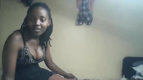 Snapshot of imyour_girl chatting on 10, 10, 2025 Im sonny online show from 10, 10, 2025