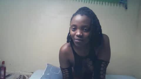 Snapshot of imyour_girl chatting on 13, 11, 2025 Im sonny online show from 13, 11, 2025