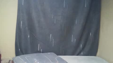 Snapshot of imyour_girl chatting on 24, 11, 2025 Im sonny online show from 24, 11, 2025