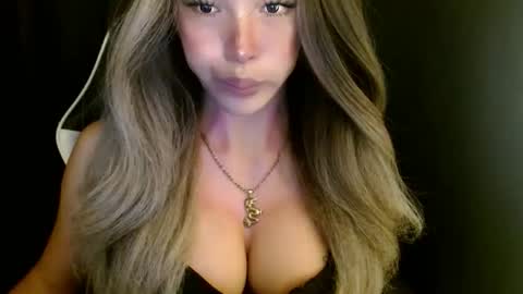 Queen Gwen online show from 30, 10, 2025