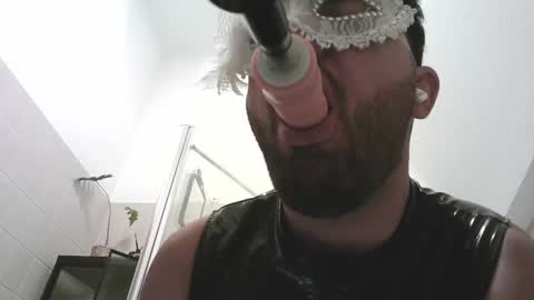 Snapshot of imyouslave chatting on 9, 10, 2025 slavemaster online show from 9, 10, 2025