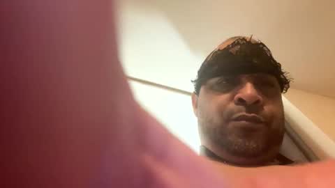 Snapshot of inandout001 chatting on 9, 5, 2026 Dirty Sissyslut online show from 9, 5, 2026