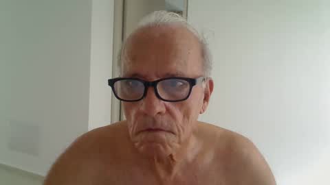 Snapshot of incendiado chatting on 1, 11, 2025 incendiado online show from 1, 11, 2025