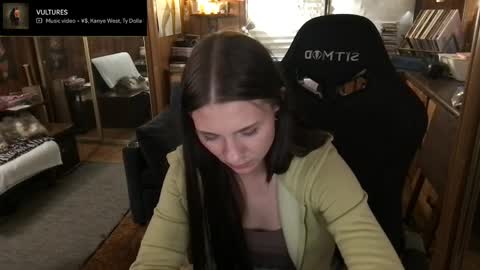 Snapshot of incognitoqueen chatting on 24, 5, 2026 Carter online show from 24, 5, 2026