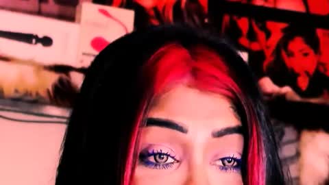 Bella Ambrosia online show from 8, 11, 2025