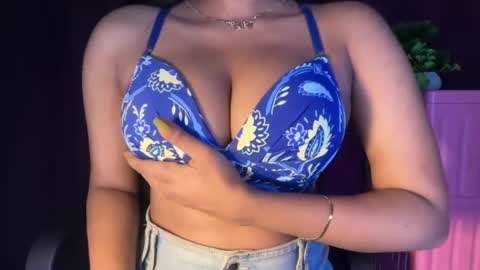 Raya  online show from 18, 4, 2026