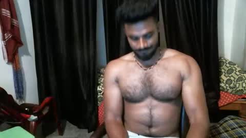 Snapshot of indianbull2023 chatting on 23, 10, 2025 indian slim boy with big for u online show from 23, 10, 2025