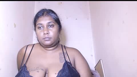 Snapshot of indiancoco chatting on 13, 2, 2026 candice online show from 13, 2, 2026