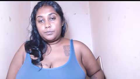 Snapshot of indiancoco chatting on 18, 4, 2026 candice online show from 18, 4, 2026