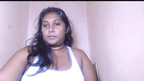 Snapshot of indiancoco chatting on 6, 5, 2026 candice online show from 6, 5, 2026