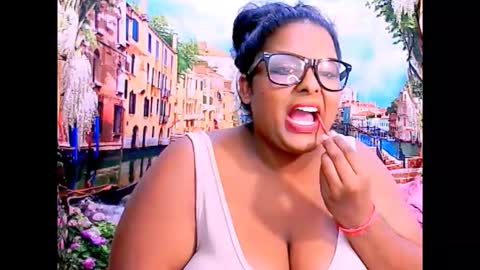 Snapshot of indianfairy4u chatting on 5, 4, 2026 natasha online show from 5, 4, 2026