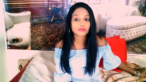 Leah online show from 18, 10, 2025