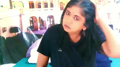 Snapshot of indianpleasurez1 chatting on 22, 11, 2025 Mika online show from 22, 11, 2025