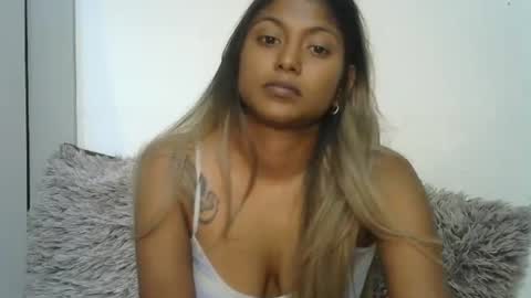 Snapshot of indianqtpie6 chatting on 23, 4, 2026 indianqtpie6 online show from 23, 4, 2026