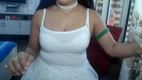 Snapshot of indianrads9 chatting on 18, 5, 2026 Radha online show from 18, 5, 2026