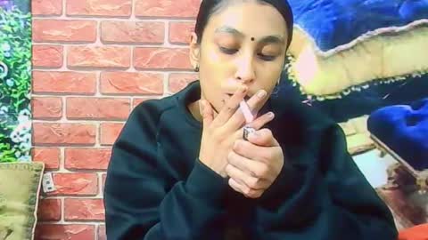 Snapshot of indiansexybutt4u2luv chatting on 16, 6, 2026 indiansexybutt4u2luv online show from 16, 6, 2026