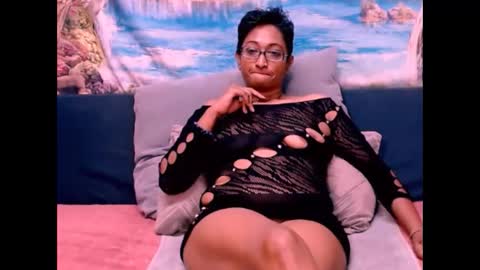 Snapshot of indianspicy69 chatting on 2, 12, 2024 Shreya online show from 2, 12, 2024