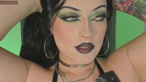 Hey  Im Indie follow me on my instagram  online show from 15, 1, 2026