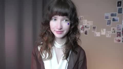 Snapshot of indiramcclamroch chatting on 24, 4, 2026 My name Nancy online show from 24, 4, 2026