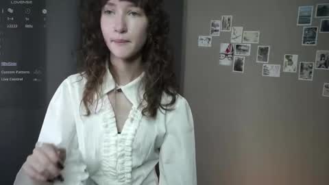 Snapshot of indiramcclamroch chatting on 19, 5, 2026 My name Nancy online show from 19, 5, 2026