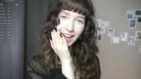 Snapshot of indiramcclamroch chatting on 20, 5, 2026 My name Nancy online show from 20, 5, 2026