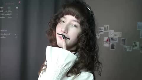 Snapshot of indiramcclamroch chatting on 22, 5, 2026 My name Nancy online show from 22, 5, 2026