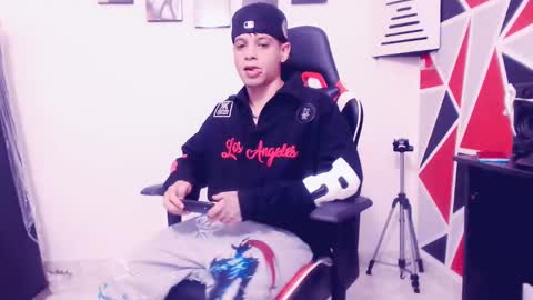 Snapshot of indomitablebeast chatting on 23, 9, 2025 matias online show from 23, 9, 2025