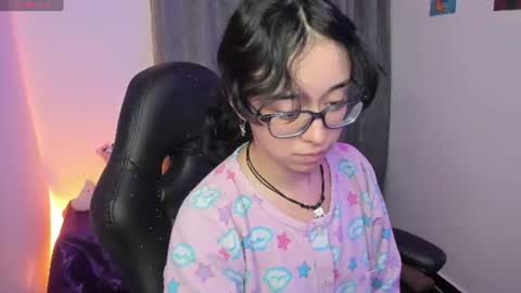 Snapshot of indra_cam chatting on 14, 6, 2026 Diana online show from 14, 6, 2026