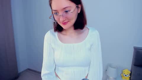 Kira online show from 3, 12, 2025