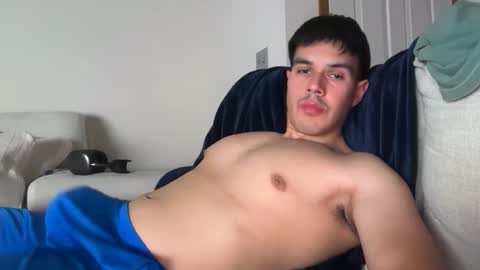 Snapshot of infamouslucas chatting on 26, 10, 2025 Lucas online show from 26, 10, 2025