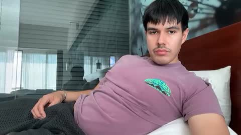 Snapshot of infamouslucas chatting on 23, 11, 2025 Lucas online show from 23, 11, 2025