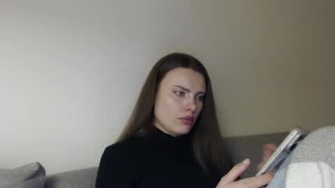 Sweet girl online show from 5, 2, 2026