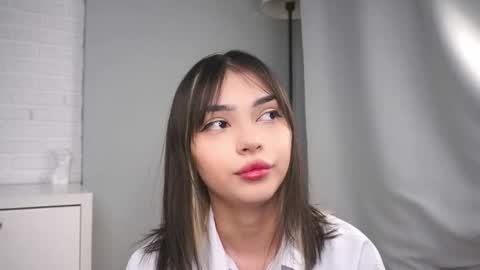 Snapshot of ingakorgy chatting on 4, 2, 2026 Molly online show from 4, 2, 2026