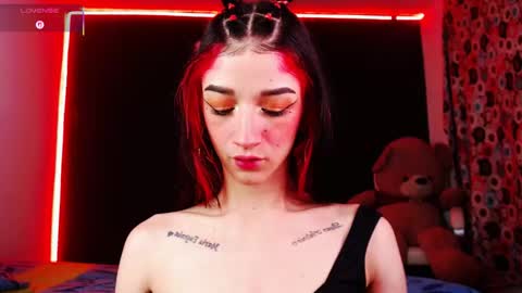 Ingrid Zese online show from 8, 11, 2025