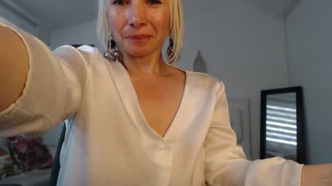            online show from 24, 2, 2025