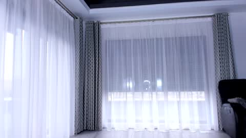 Ingrid online show from 4, 2, 2025