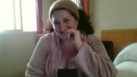 inna46_ online show from 24, 1, 2025