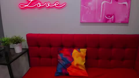 Snapshot of innalovely chatting on 2, 6, 2026 Inna online show from 2, 6, 2026