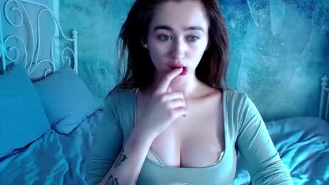 Snapshot of innnita chatting on 16, 12, 2025 Lina online show from 16, 12, 2025