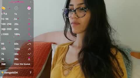 Laroa online show from 5, 12, 2024