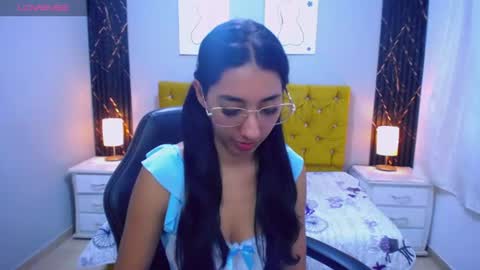 Snapshot of inocent_luna chatting on 4, 7, 2026 Luna moon online show from 4, 7, 2026