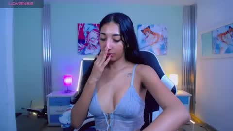 Snapshot of inocent_luna chatting on 19, 7, 2026 Luna moon online show from 19, 7, 2026