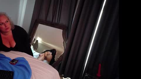 Snapshot of insatiablecpl333 chatting on 24, 2, 2026 InsatiableCpl333 online show from 24, 2, 2026