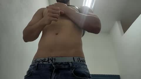 INSTAGRAM  camilodlx online show from 17, 12, 2025