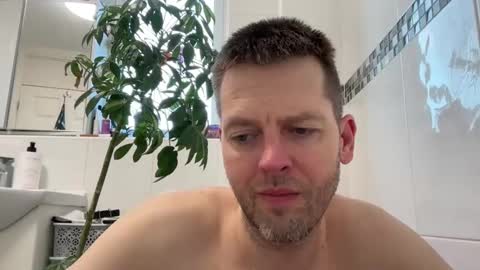 InterestedHun online show from 9, 3, 2025