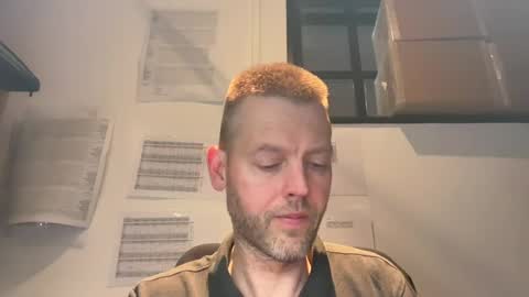 Snapshot of interestedhun chatting on 29, 6, 2026 InterestedHun online show from 29, 6, 2026