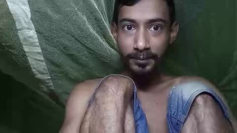 interne8famous online show from 4, 12, 2025